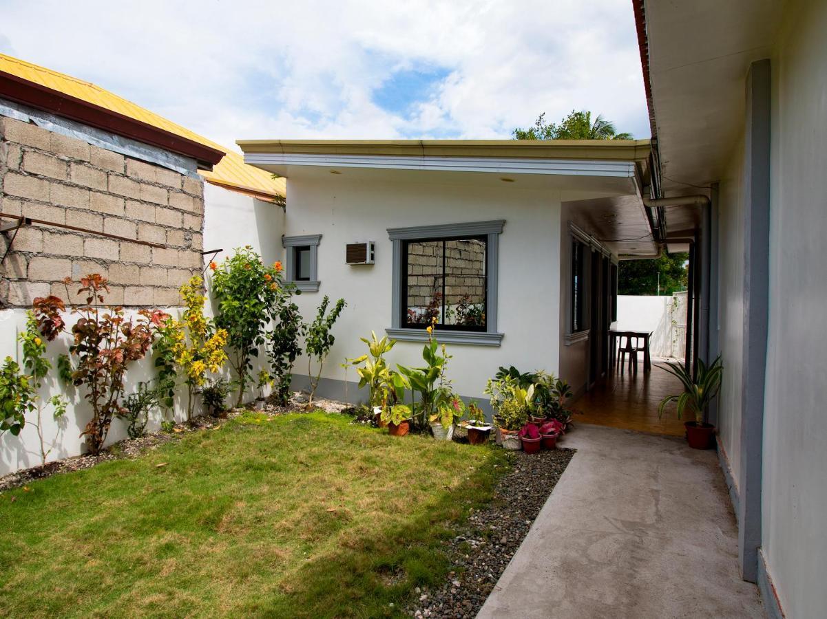 Oyo 777 Rn Guesthouse Moalboal Dış mekan fotoğraf