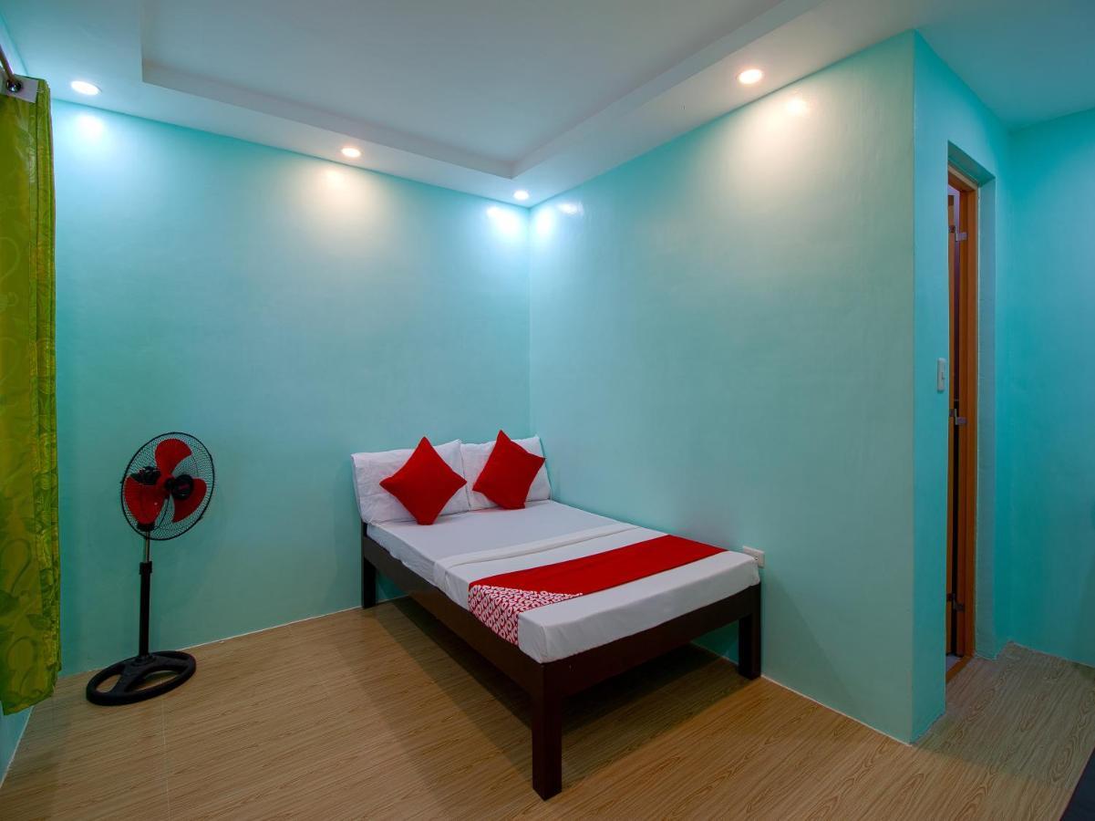 Oyo 777 Rn Guesthouse Moalboal Dış mekan fotoğraf