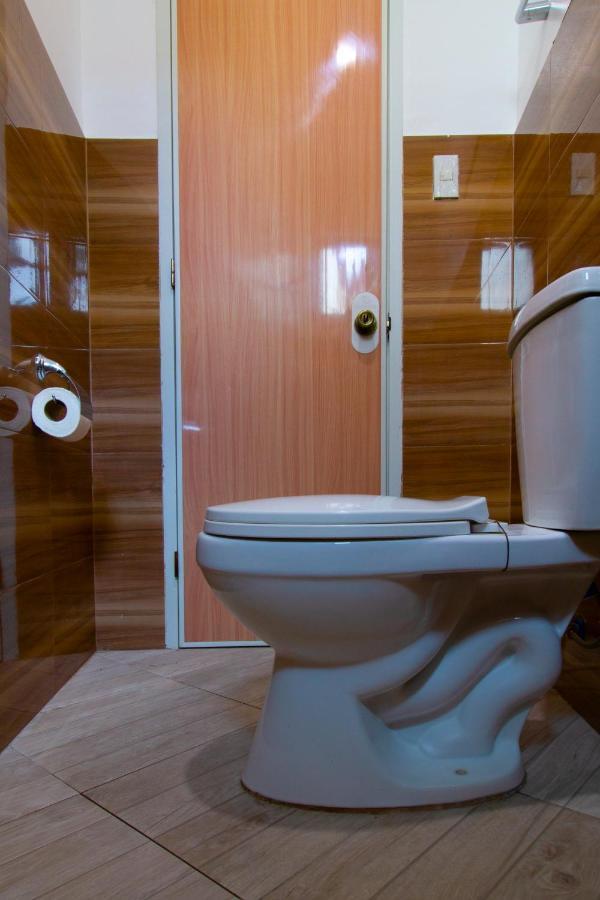 Oyo 777 Rn Guesthouse Moalboal Dış mekan fotoğraf