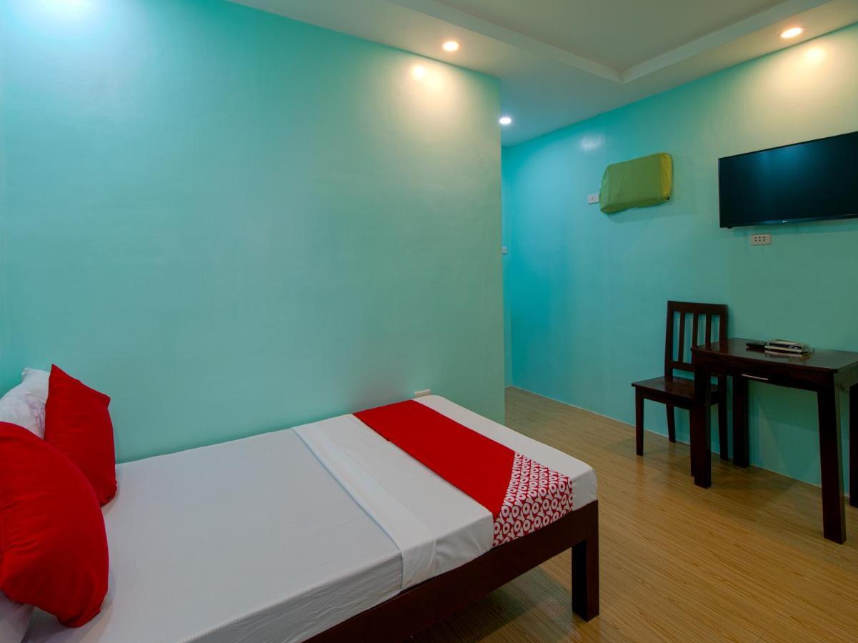 Oyo 777 Rn Guesthouse Moalboal Dış mekan fotoğraf