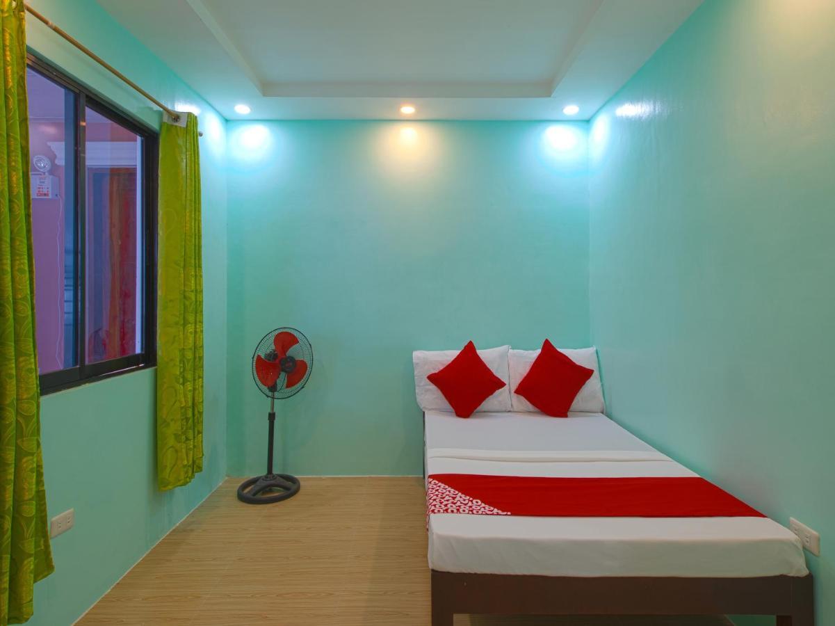 Oyo 777 Rn Guesthouse Moalboal Dış mekan fotoğraf